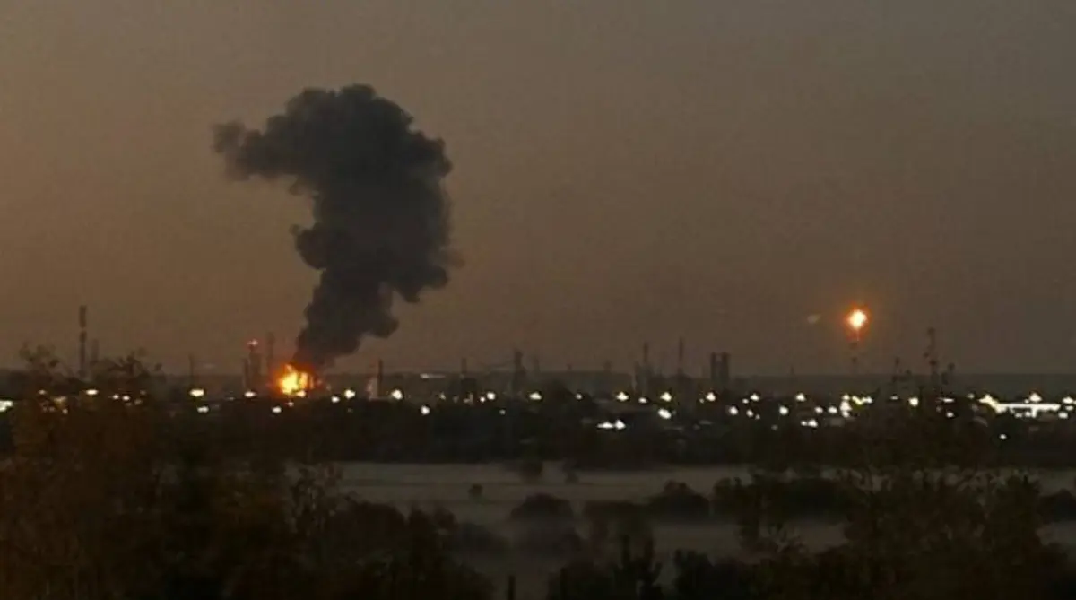 Ukraine’s Drones Strike Russian Oil Refineries at Ilsky, Afipsky