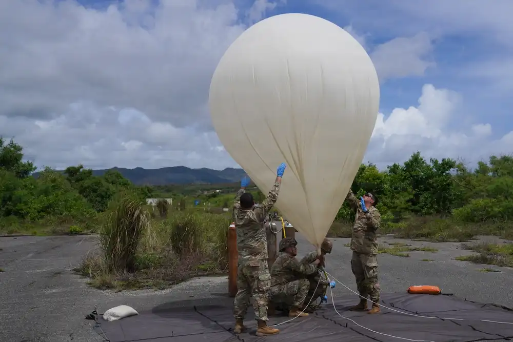 US Army Balloon Swarms Flew CENTCOM Missions, Exposing Logistics Limits