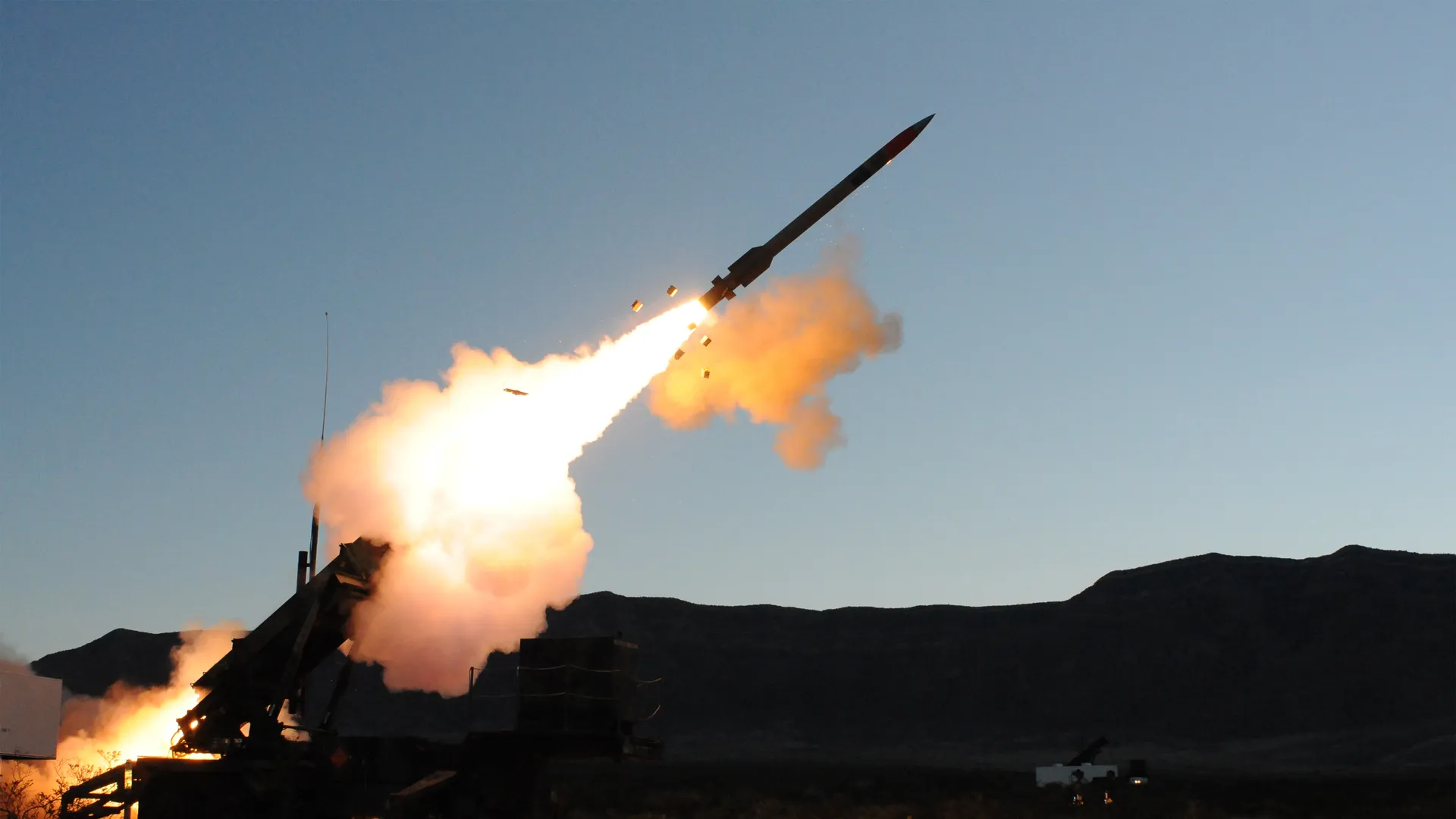 U.S. Deploys Two More Patriot Batteries to Saudi Oil and Qatari Gas Sites