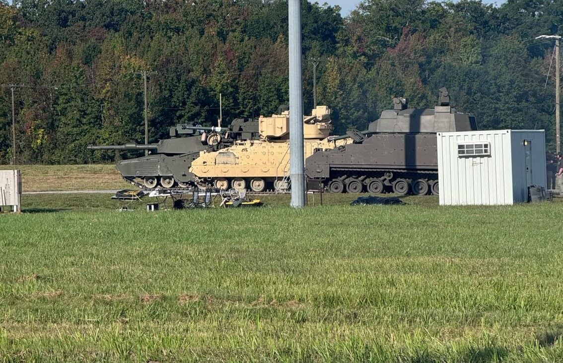 M1E3 Abrams and XM30 Fire Live Rounds as Army CTO Says Mass Still Matters