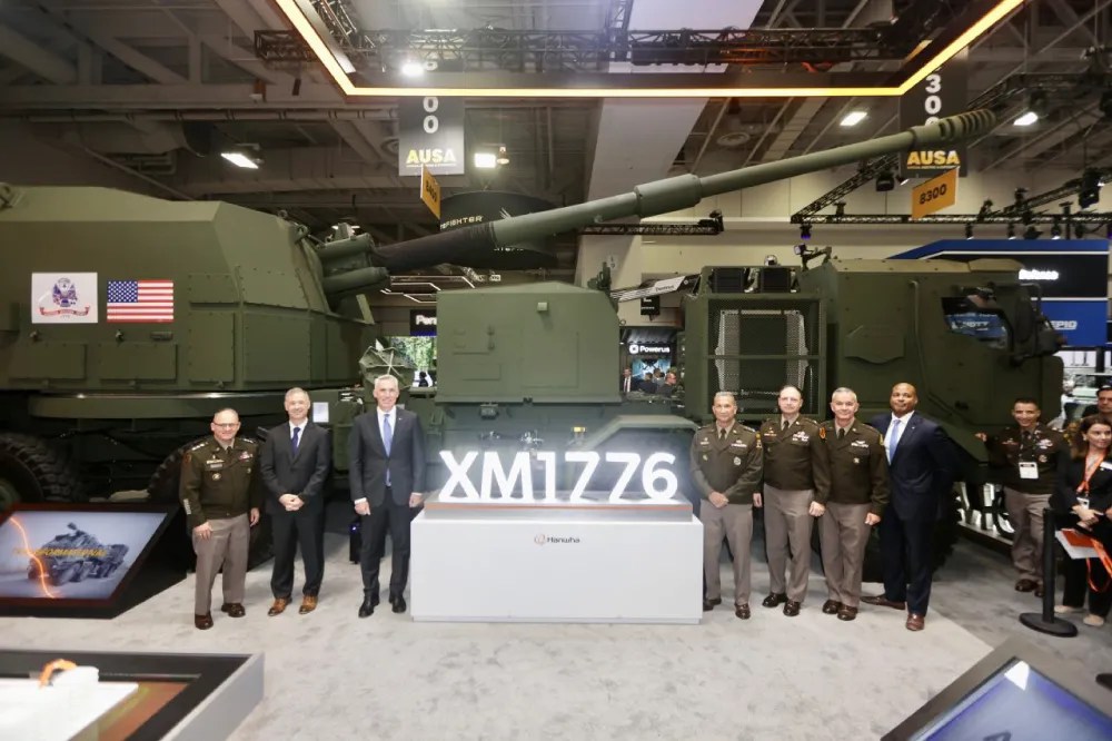 US Army Unveils XM1776 Mobile Tactical Cannon and Confirms Order of Nine Prototypes