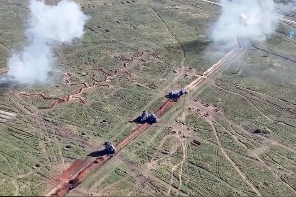 China’s PLA Fields Type 99A Tanks in Russia’s Tsentr-2026 Exercise