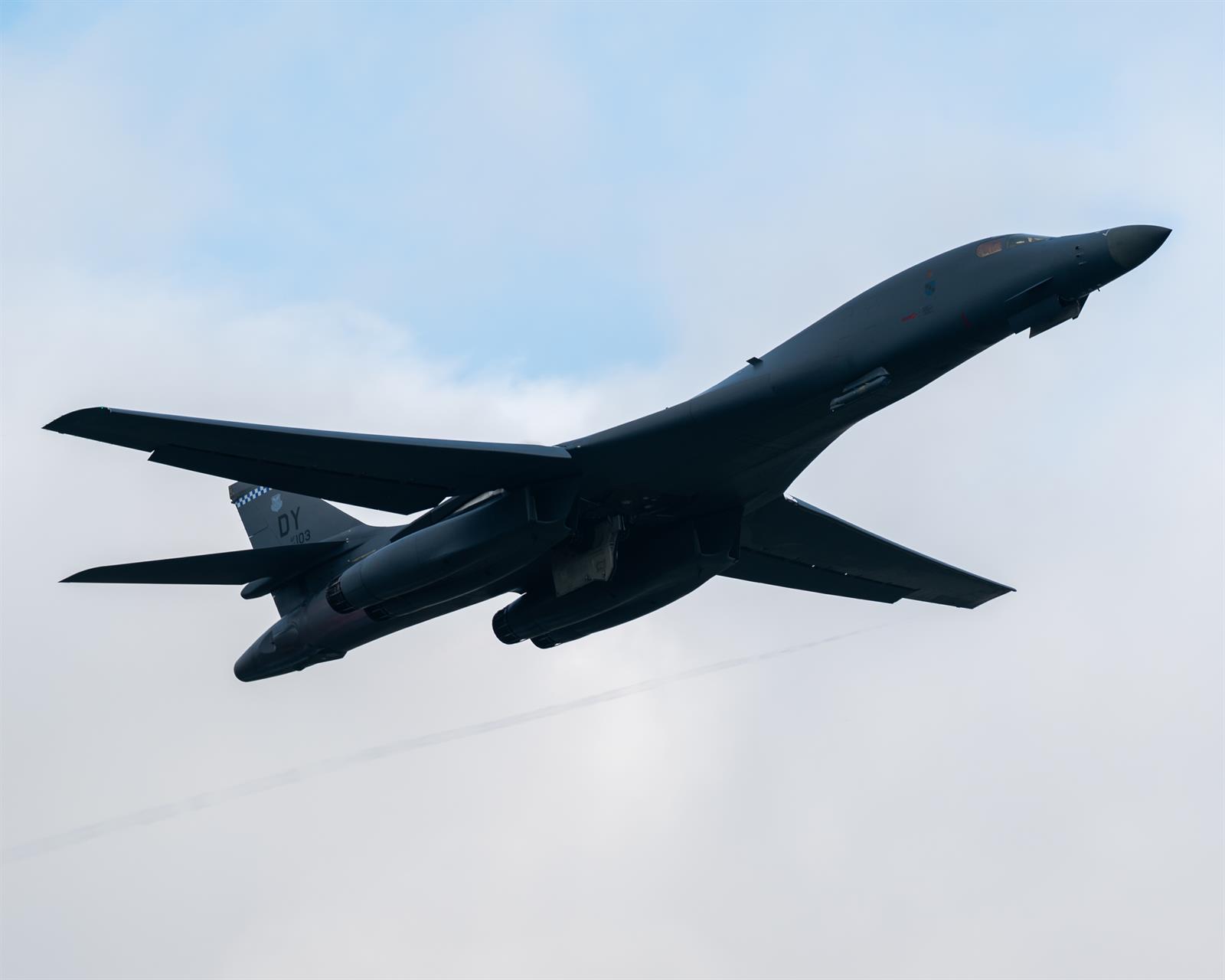 NATO Air Defense Framework Adds First US Bomber as B-1B Joins Baltic Drill