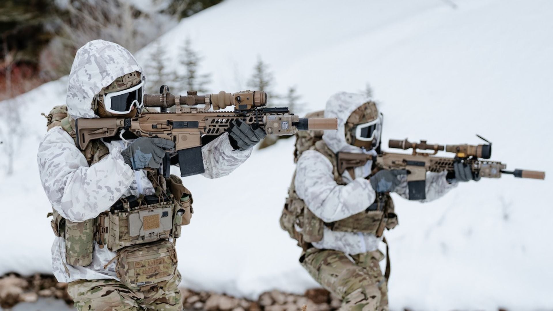 US Army Orders $63M of FWS-I Thermal Weapon Sights That Let Soldiers Aim Around Cover