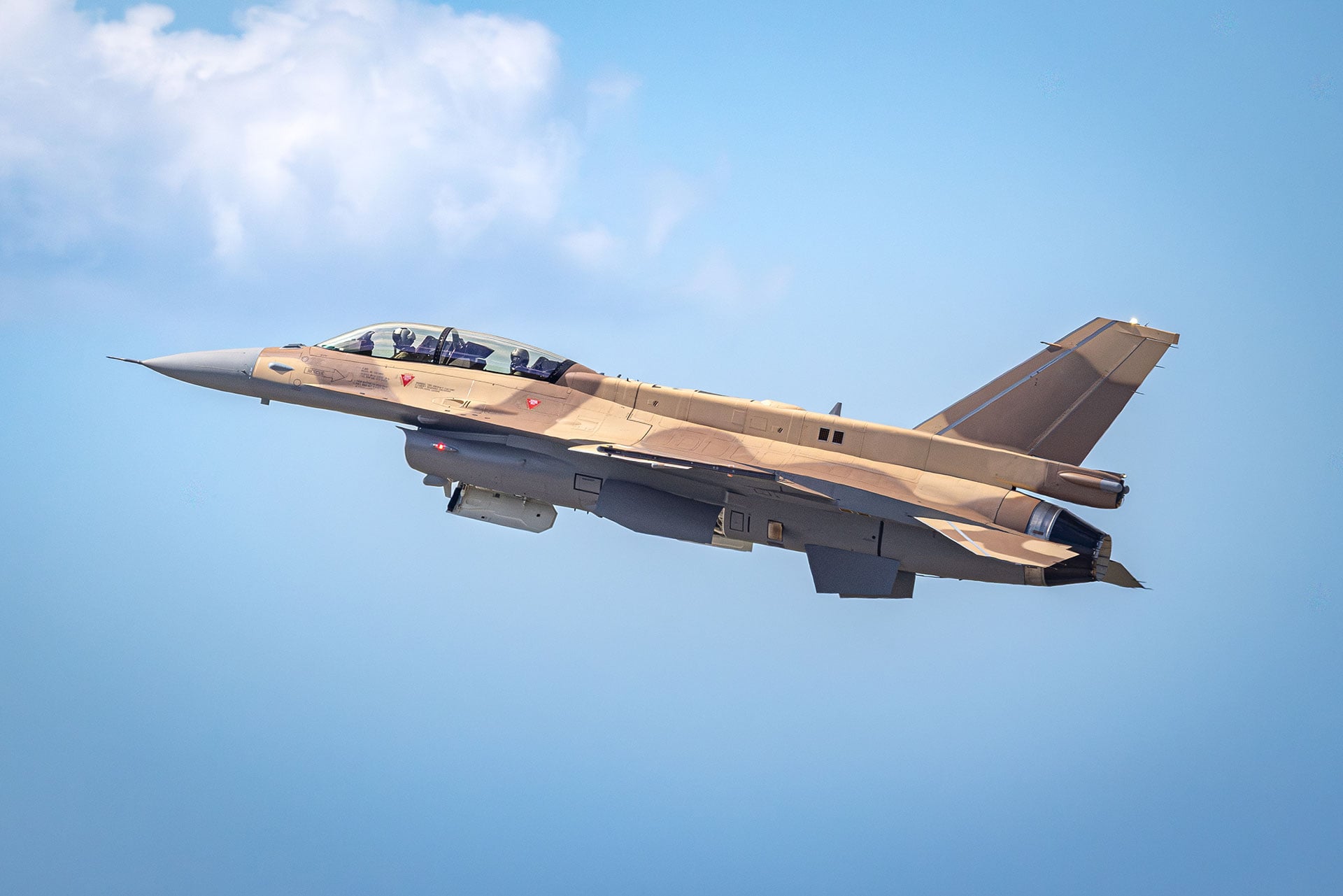 First F-16 Block 72 Completes Maiden Flight Ahead of Delivery