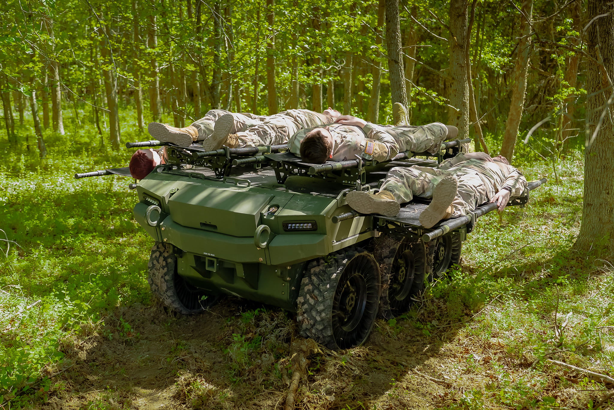 Pentagon Advances Hunter WOLF UGV to GroundBreaker 1 Phase II Trials
