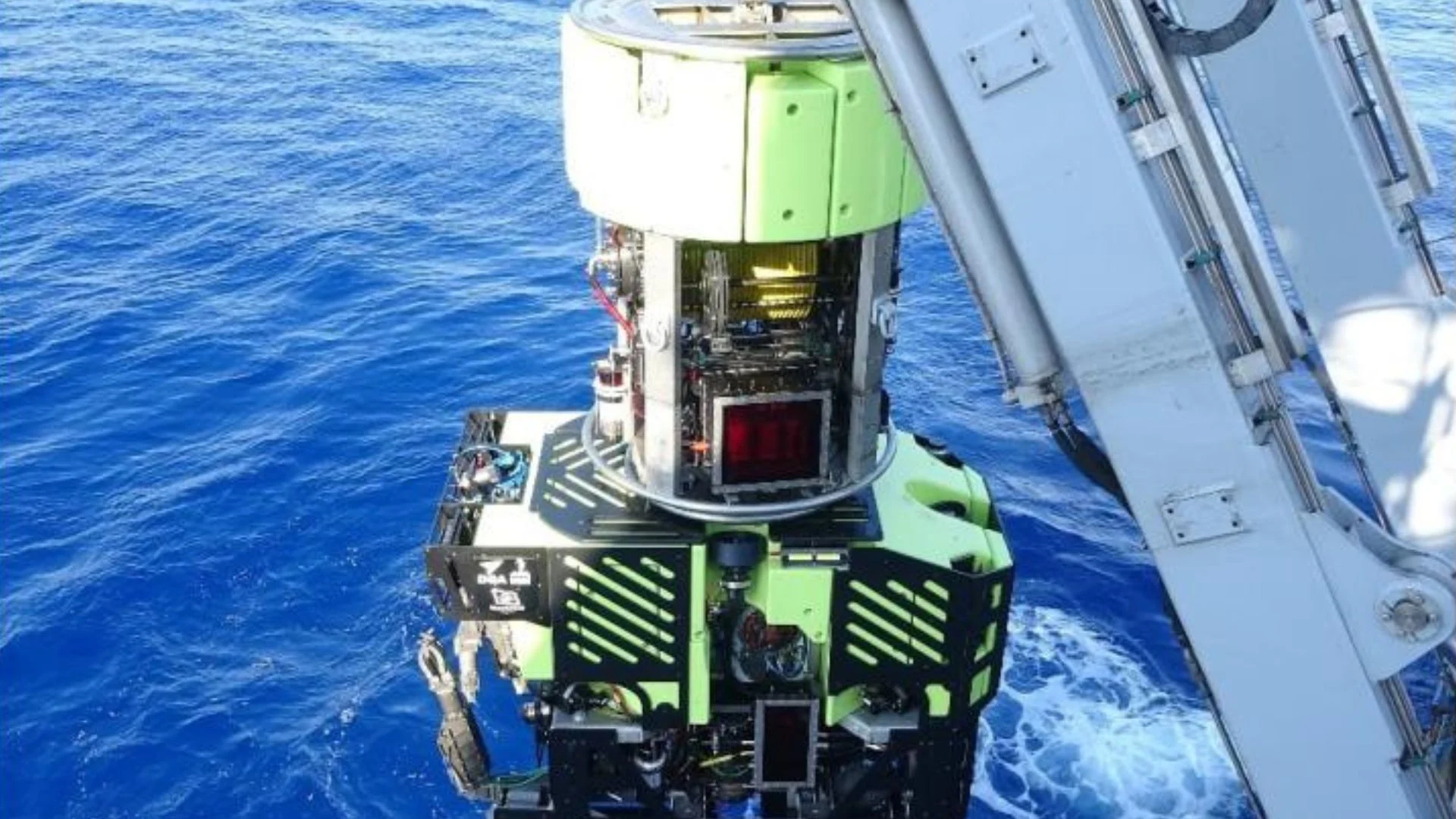 French Navy ROV Dives Beyond 5,000 Meters as France Completes Deep-Sea Robot Qualification