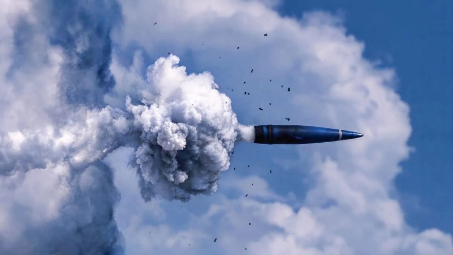 UAE’s EDGE Group Test-Fires Its First Homegrown 155mm Extended-Range Artillery Ammunition