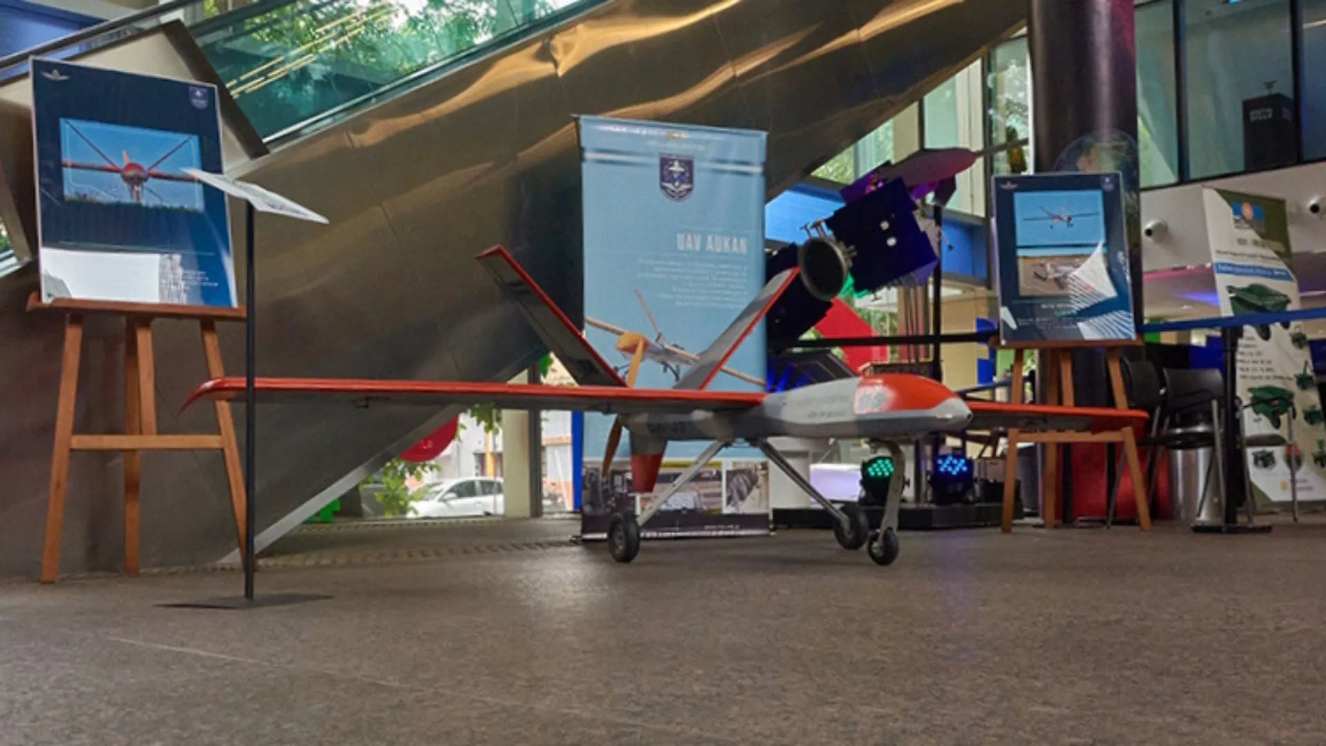 Argentine Air Force Showcases Homegrown Búho Electric Drone Certified to NATO Airworthiness Standard