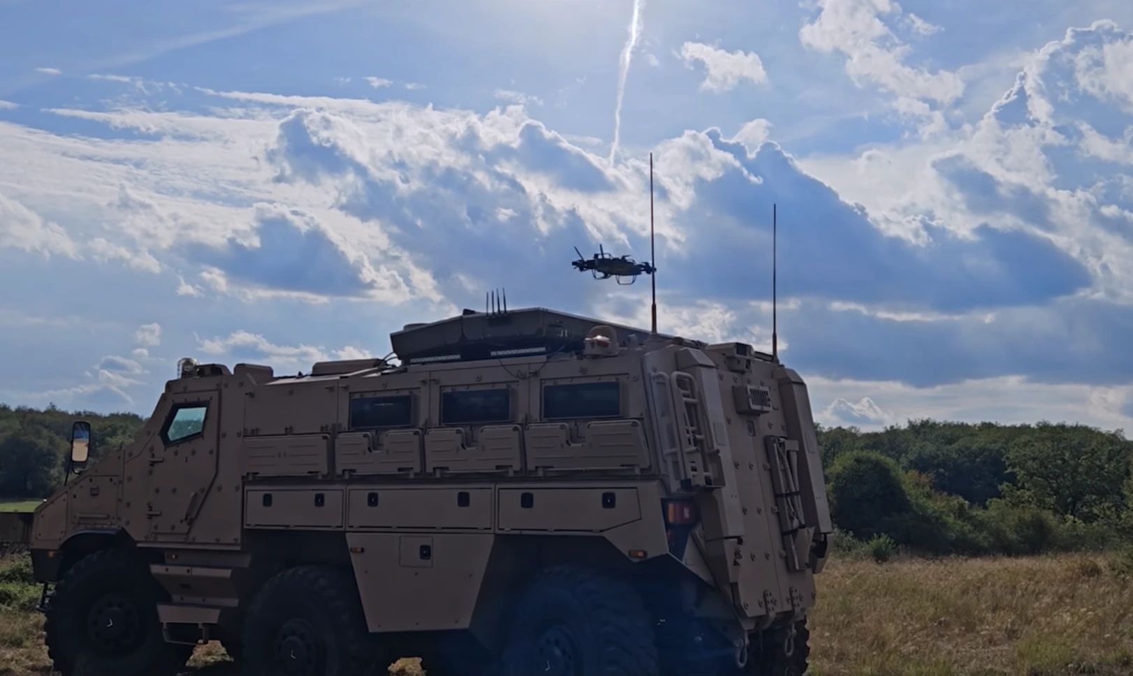 Franco-German KNDS Tests DSP10 Counter-Drone Kit, Launching Hit-to-Kill Interceptor From TITUS Armored Vehicle