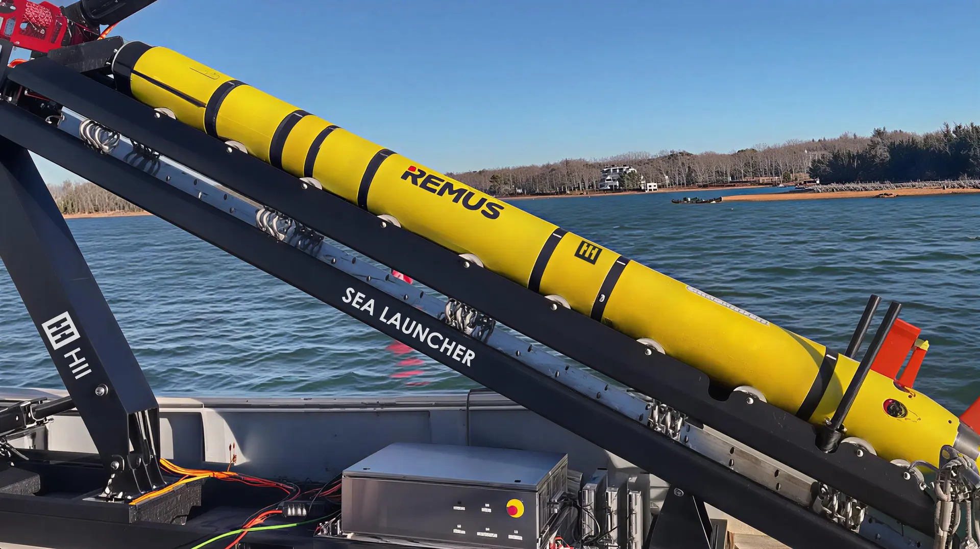 US Shipbuilder HII Tests Sea Launcher for Autonomous REMUS 620 Underwater Drone Recovery