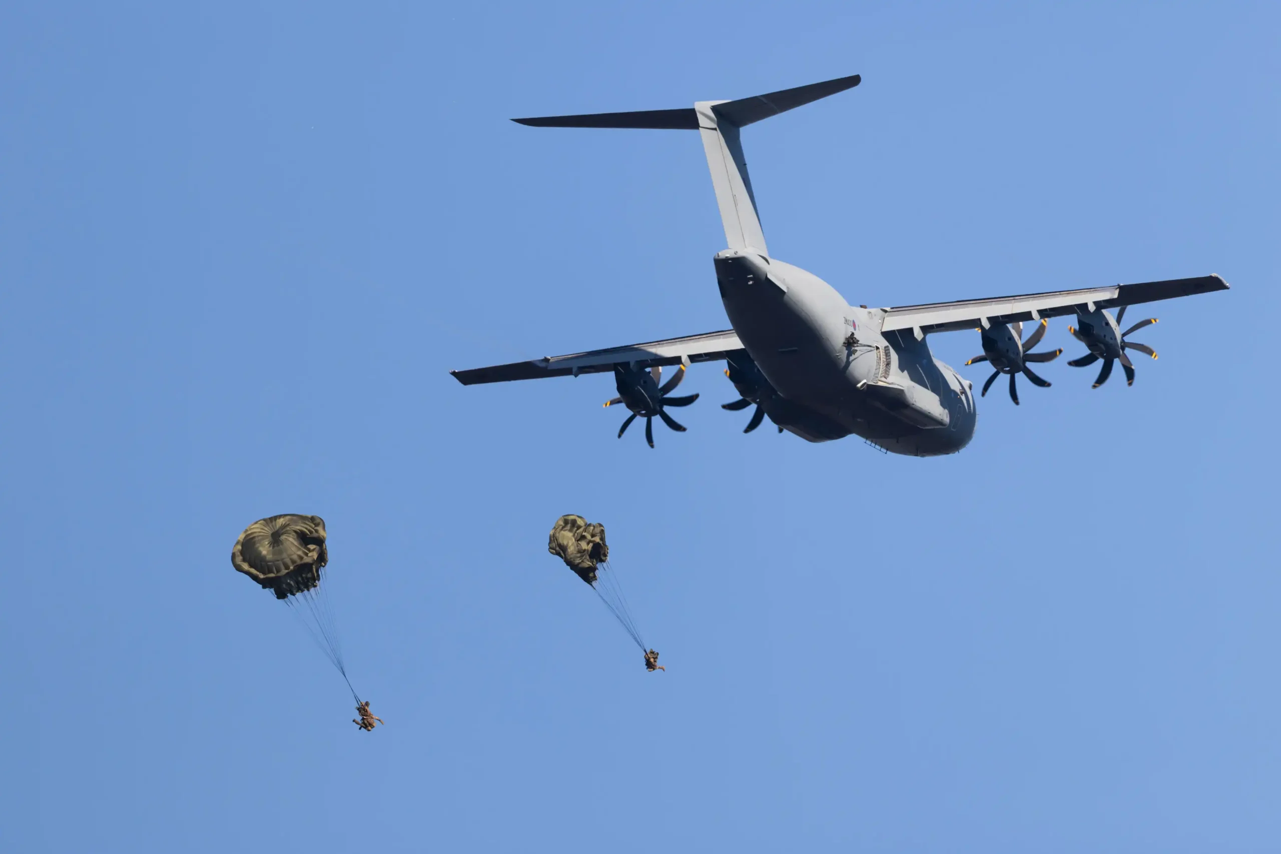 UK Stages Rhino Titan, Dropping 700 Paratroopers and Gear in Germany From A400M Transport Aircraft