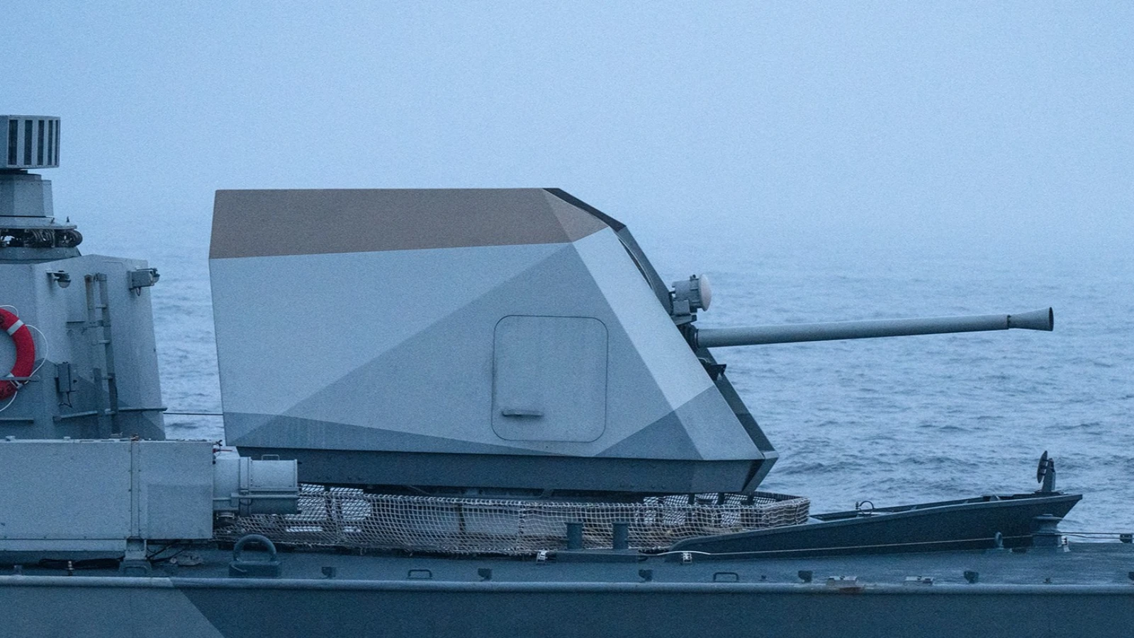 Sweden Orders Four Bofors 57Mk3 Naval Guns With Programmable Rounds Against Drones and Missiles