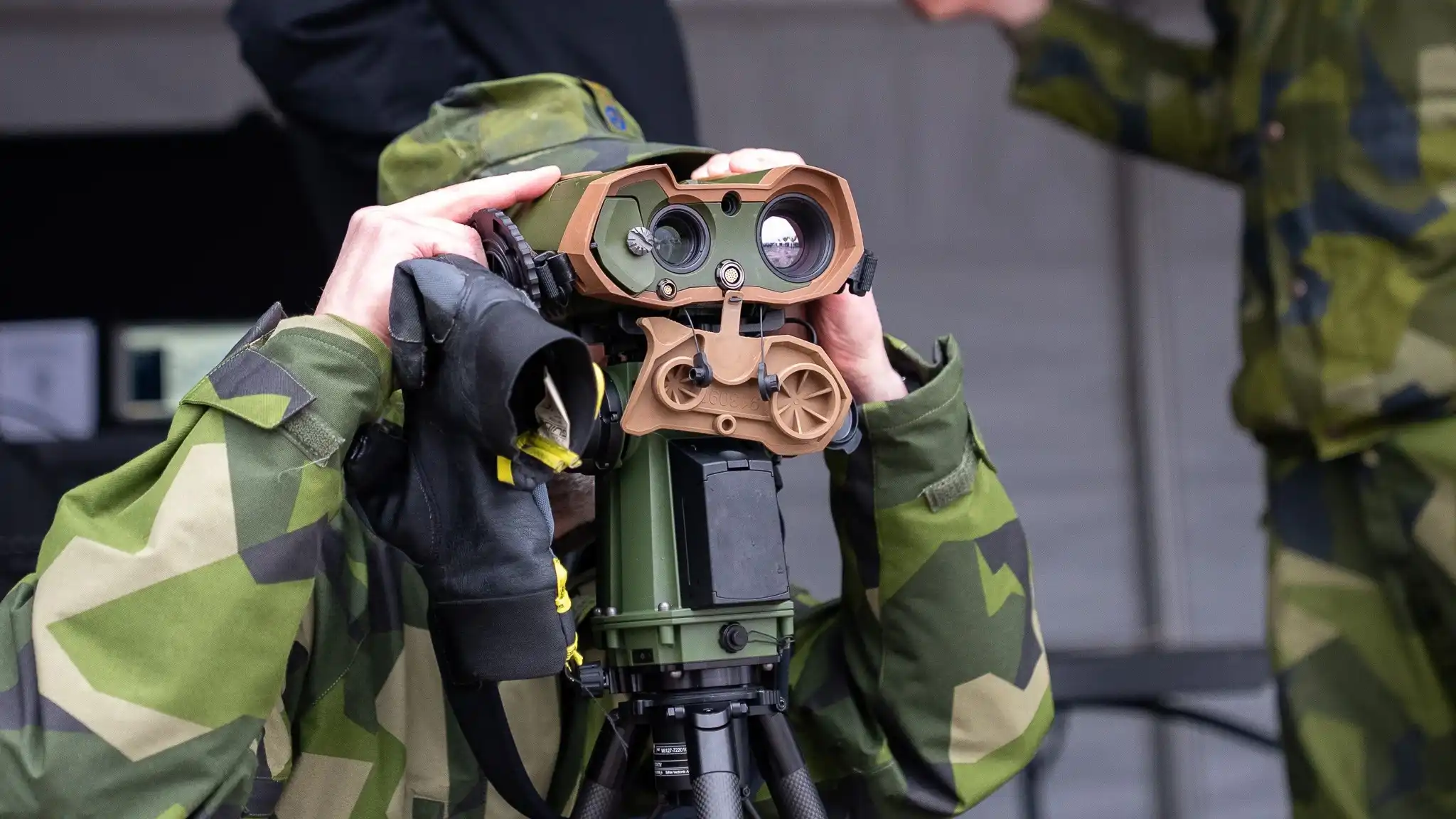 Swedish Fire Control Teams Receive French Safran Targeting Binoculars to Speed Up Indirect Fire