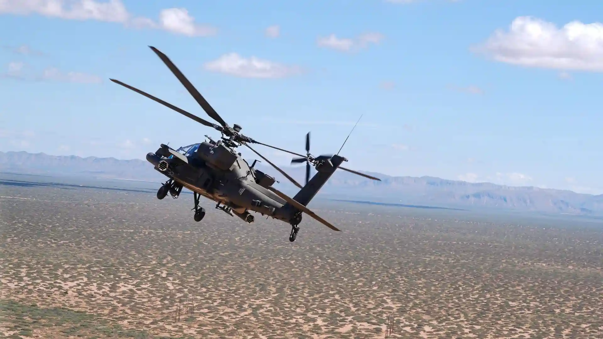 US Army Awards Boeing $499.8M to Extend Apache Engineering Services Through 2031 as AH-64D Retires