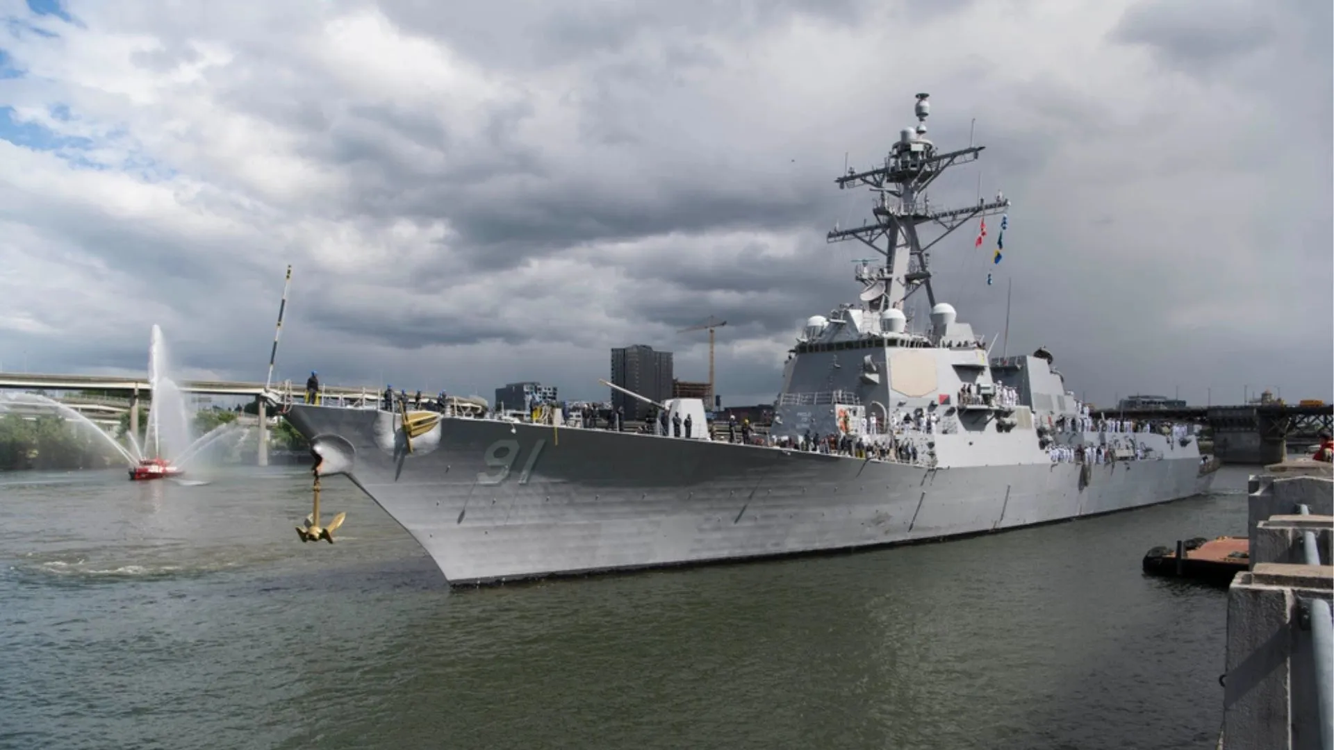 USS Pinckney Becomes First U.S. Navy Destroyer to Begin SPY-6(V)4 Radar Backfit to Boost Air and Missile Defense